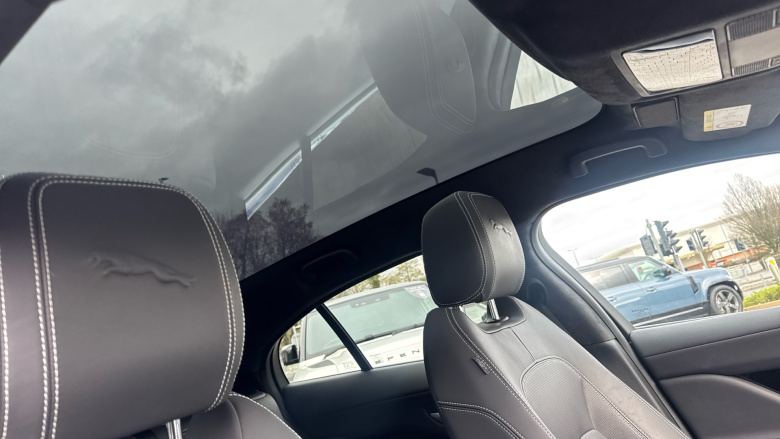 Jaguar I-Pace 294kW EV400 HSE Black 90kWh 5dr Auto 11kW Charger Electric Estate